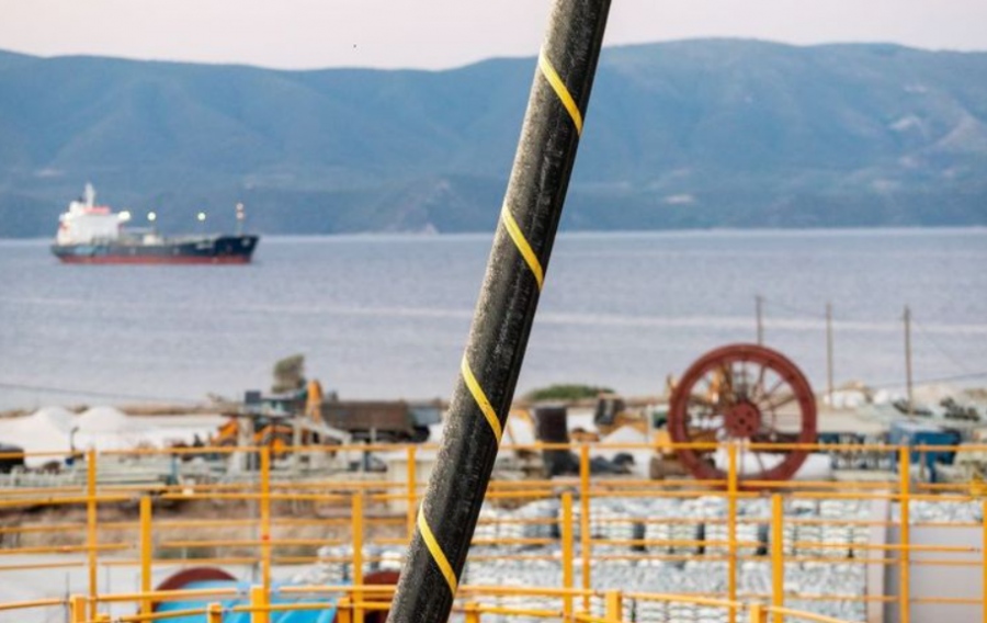 Ολοκληρώθηκε η σύσκεψη στο Μαξίμου για το καλώδιο χωρίς ανακοινώσεις