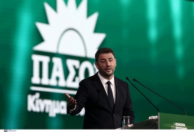 Μήνυμα στον Ανδρουλάκη το μεγάλο χειροκρότημα των βουλευτών του ΠΑΣΟΚ στον Κωνσταντινόπουλο