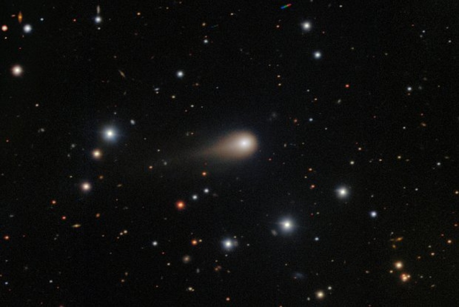 Αποκάλυψη Harvard - Το «εξωγήινο σκάφος» πήρε ένα απίστευτο χρώμα και άρχισε να κάνει ελιγμούς καθ' οδόν προς τη Γη...