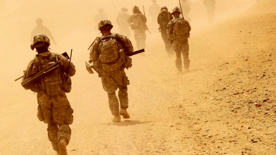 Βόμβα από Βρετανό διπλωμάτη: Πώς το Ιράν ματαίωσε χερσαία επέμβαση των ΗΠΑ - Αιφνιδιασμός με 3 στρατηγικά πλήγματα