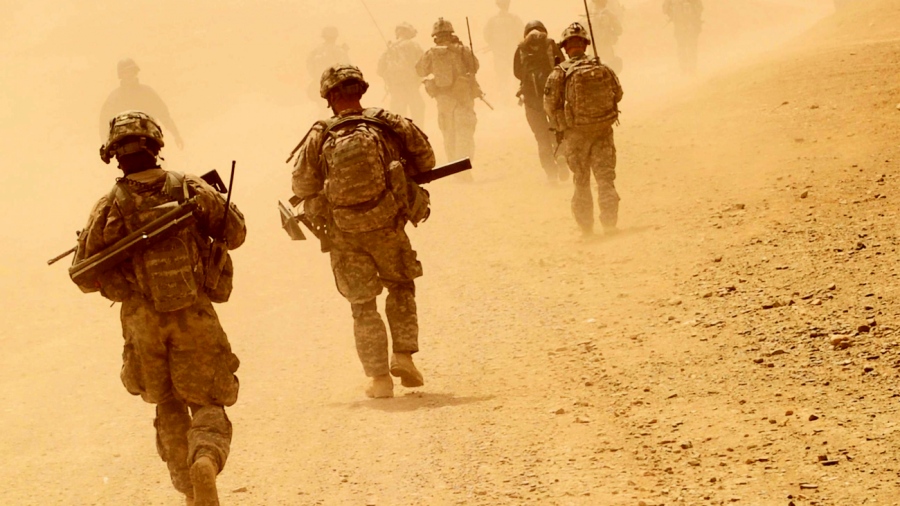 Βόμβα από Βρετανό διπλωμάτη: Πώς το Ιράν ματαίωσε χερσαία επέμβαση των ΗΠΑ - Αιφνιδιασμός με 3 στρατηγικά πλήγματα