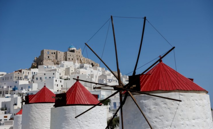 Condé Nast Traveller: Καλύτερη τουριστική χώρα στον κόσμο η Ελλάδα για το 2026