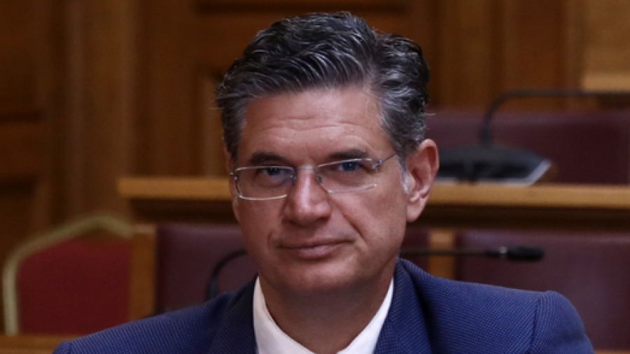 Βουλή: Παραιτήθηκε από βουλευτής ο Καλαματιανός - Επιστολή στον Κακλαμάνη