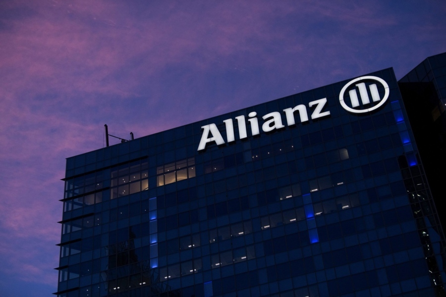 Allianz Trade: Tα κύματα θα μειώσουν κατά 0,9% το παγκόσμιο ΑΕΠ για το 2023