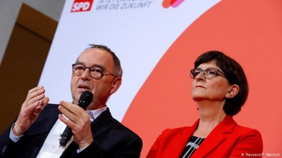 Γερμανία: Υπέρ της παραμονής του στον κυβερνητικό συνασπισμό αποφάσισε το SPD