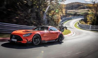 H Mercedes-AMG GT Black Series πάτησε κάτω την Lamborghini Aventador SVJ
