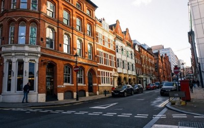 Βρετανία: Άλμα 7,3% στις τιμές των κατοικιών το Δεκέμβριο