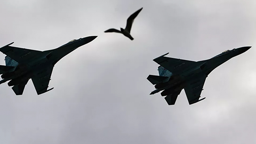 Ρωσικά μαχητικά απομάκρυναν γαλλικά αεροσκάφη πάνω από τη Μαύρη Θάλασσα