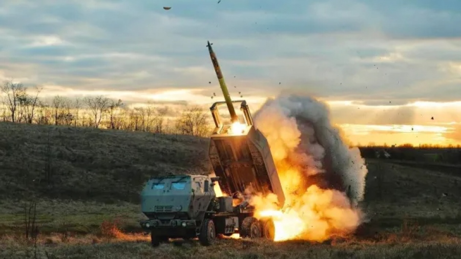 Ανάλυση: Τα οβιδοβόλα έξω, τα HIMARS μέσα - Τι πραγματικά σημαίνει η ενίσχυση πυρός των ΗΠΑ στη Χαβάη