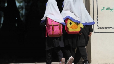 Αφγανιστάν: Ο ΟΗΕ ζητεί από τους Ταλιμπάν να επαναλειτουργήσουν τα σχολεία δευτεροβάθμιας εκπαίδευσης για τα κορίτσια