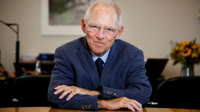 Γερμανία: Ο Wolfgang Schaeuble δεν θέλει πλέον να διαδραματίζει ηγετικό ρόλο στο CDU