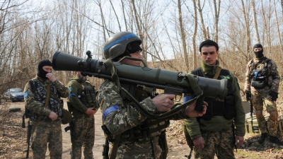 Borrell: Η βοήθεια προς την Ουκρανία αποτελείωσε τα οπλοστάσια των περισσότερων ευρωπαϊκών χωρών