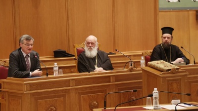 Ανοιχτές οι εκκλησίες για ατομική προσευχή - Αvαβάλλονται οι καθημερινές λειτουργίες