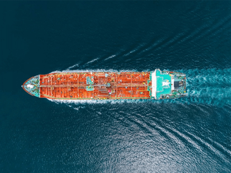 Αλλαγή πορείας για 2 τάνκερ με ρωσικό πετρέλαιο Urals λόγω κρίσης στα Στενά του Hormuz - Κατευθύνονται προς Ινδία