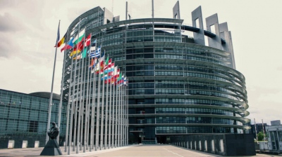 Υπέρ της δημιουργίας «στρατιωτικού Σένγκεν» για ενδεχόμενη ρωσική επίθεση τάσσεται το Ευρωκοινοβούλιο