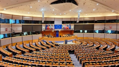 Σοκ στις Βρυξέλλες: «Εξαφανίστηκε» η νίκη του Κιέβου από το ψήφισμα – Ρήγμα στην Ευρώπη