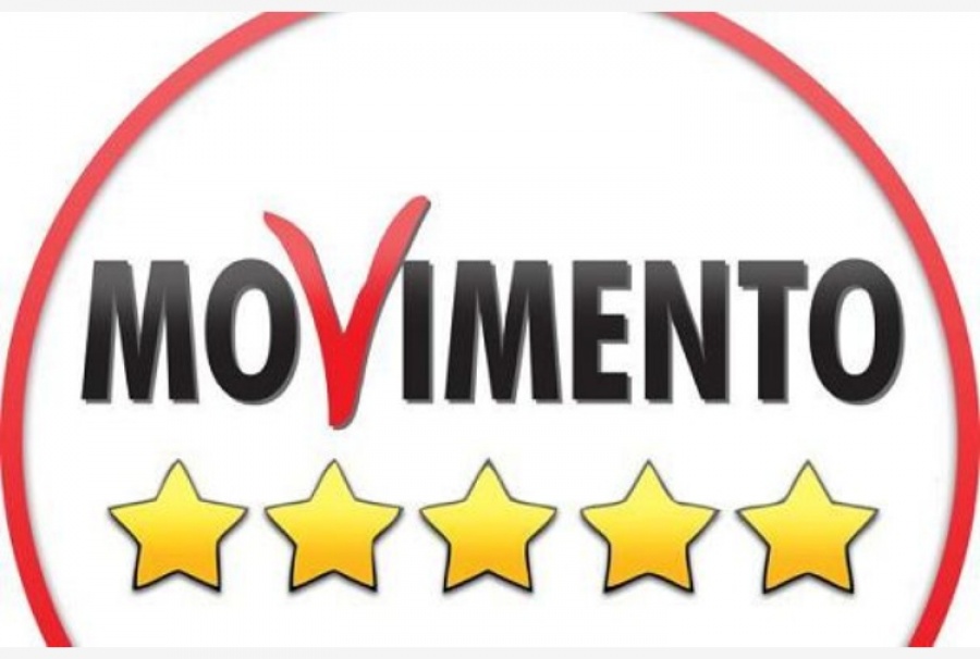 Κίνημα 5 Αστέρων: Ενωμένοι γύρω από τον Luigi Di Maio, επίθεση στον Salvini