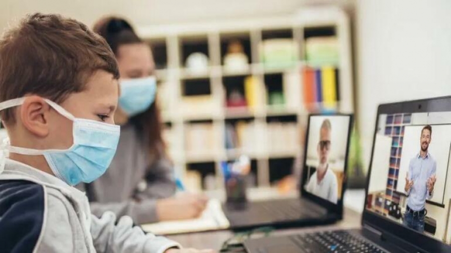 Τηλεκπαίδευση σε 37.000 σχολικές τάξεις