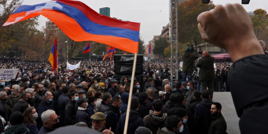 Σε πρόωρες εκλογές η Αρμενία - Το πραξικόπημα και η ταπεινωτική ήττα στο Ναγκόρνο Καραμπάχ