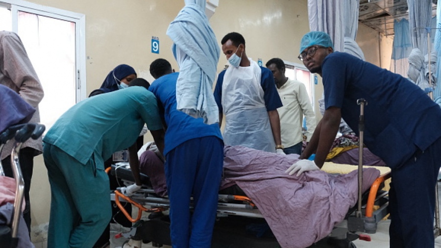 Eπίθεση αυτοκτονίας σκοτώνει αρκετούς σε στρατόπεδο της Σομαλίας - Al shabaab: Ανατινάξαμε αποστάτες και προδότες