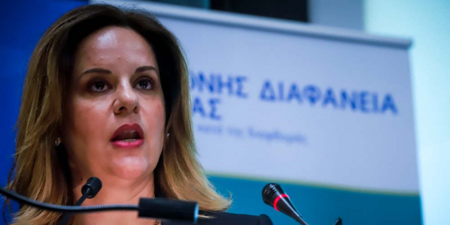 Η Γ.Γ. Διαφθοράς εμφανίζεται ως δικηγόρος σε δουλειές του Αρτεμίου - Την απομάκρυνσή της ζητά η ΝΔ - Τι απαντά