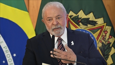 O Lula δίνει το σύνθημα για την αποδολαριοποίηση: Μπορούμε  να κάνουμε εμπόριο και με άλλο νόμισμα