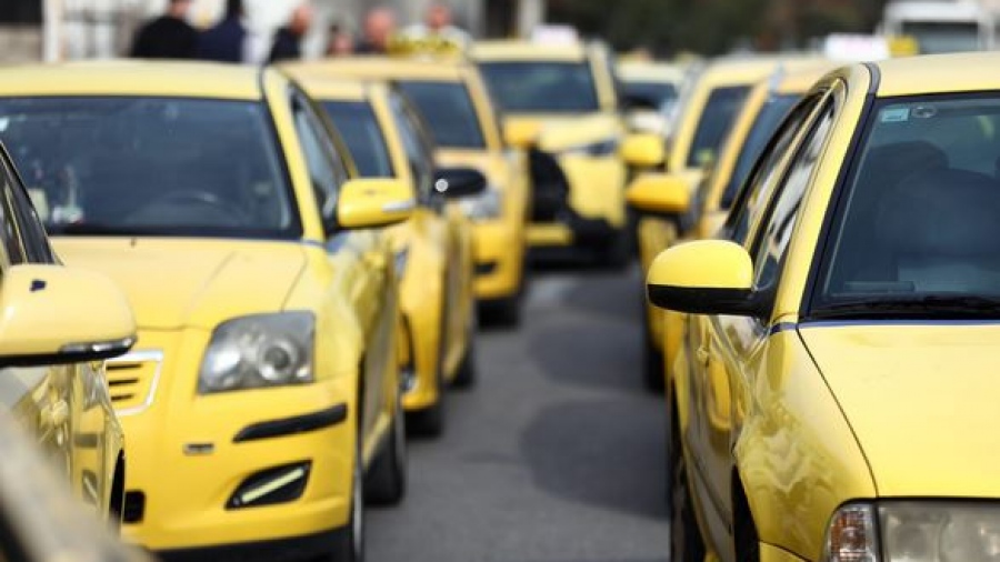 Τραβούν χειρόφρενο τα ταξί - Από την Τρίτη 17/3 ο κλάδος ξεκινά Πανελλαδικά σε 24ωρες απεργιακές κινητοποιήσεις