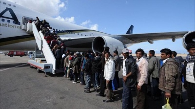 Ιταλία: Για πρώτη φορά πρόσφυγες από τη Λιβύη μεταφέρθηκαν αεροπορικώς στη Ρώμη