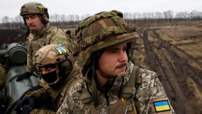 Αδιανόητο σκάνδαλο στην Ουκρανία - Στρατιώτες υπηρετούν... μόνο στα χαρτιά