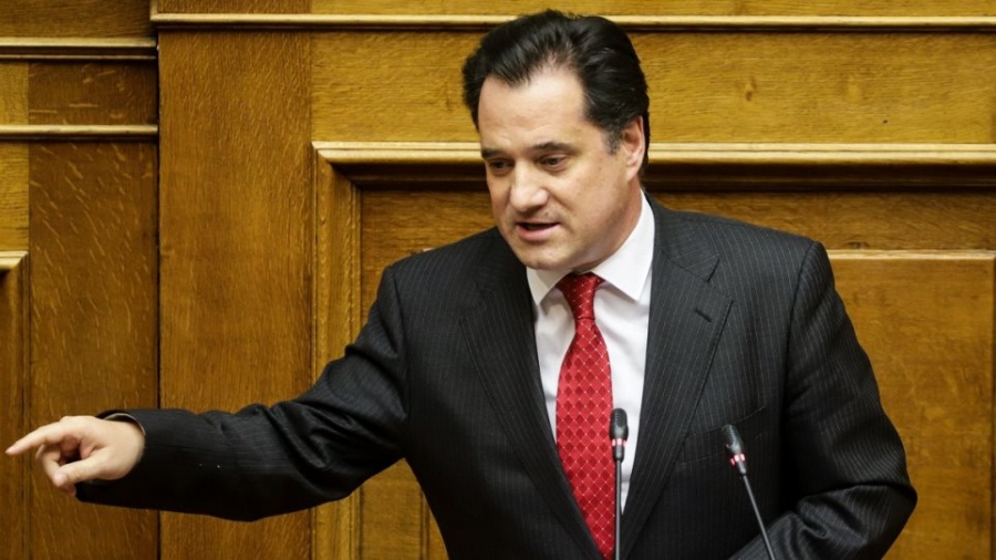 Γεωργιάδης σε βουλευτές ΣΥΡΙΖΑ: Μας κατηγορείτε για σεξισμό και «καταπίνετε» τα αγγούρια της Μεγαλοοικονόμου