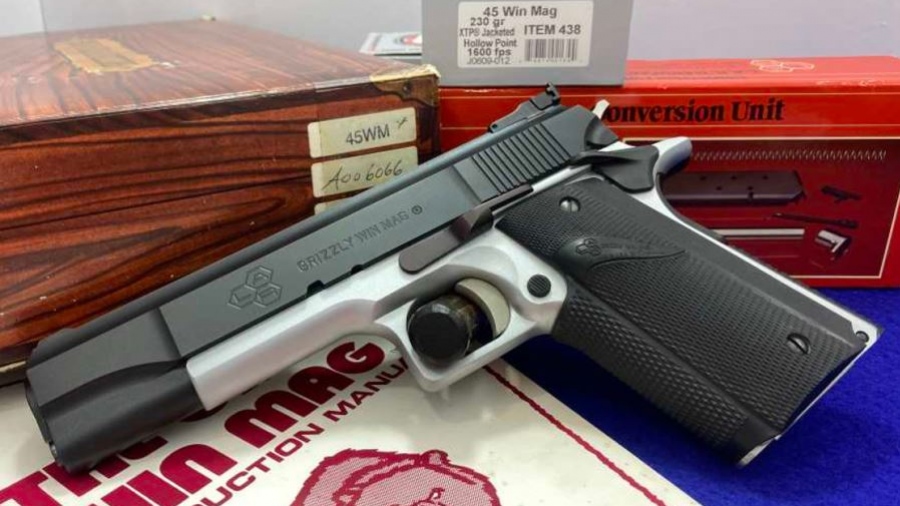 Πέρα από τα εσκαμμένα: το πιστόλι LAR Grizzly .45 Win Mag