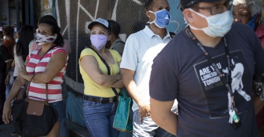 Βενεζουέλα: Καταρρέει το σύστημα υγείας λόγω κορωνοϊoύ - Στη μαύρη αγορά γάντια και μάσκες