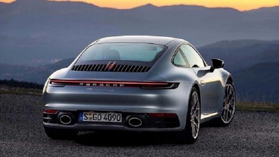 Αυτή είναι η νέα Porsche 911!
