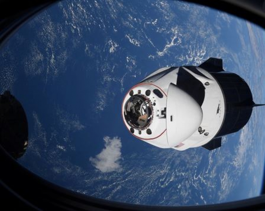 Διάστημα - SpaceX: Επιτυχημένη η πρώτη αποστολή με τους τέσσερις τουρίστες - Επέστρεψαν στη Γη