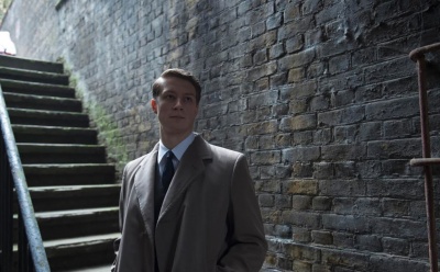 In the Dark & Grantchester, οι νέες σειρές μυστηρίου της COSMOTE TV