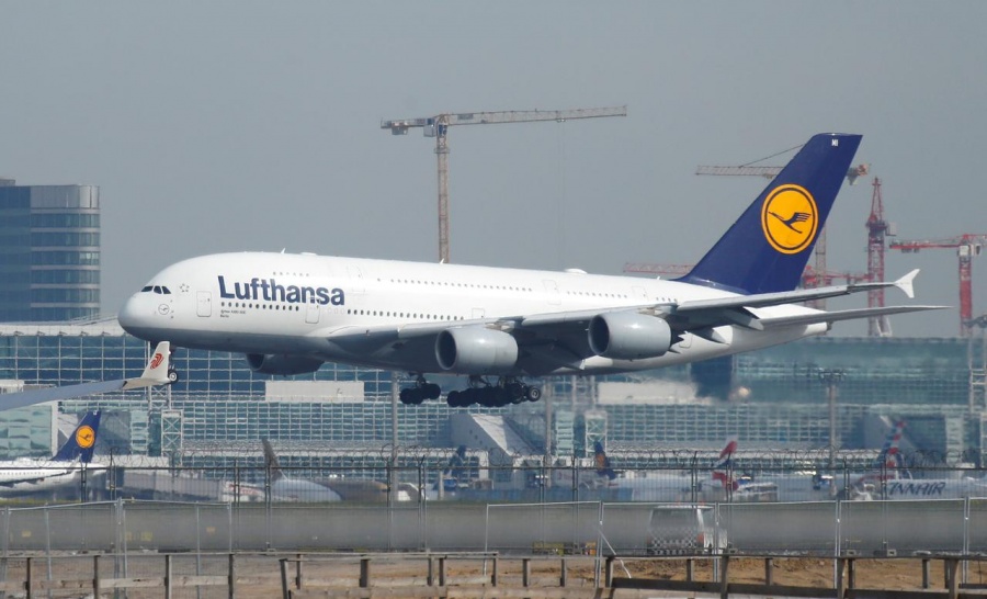 Η Lufthansa ξαναρχίζει πτήσεις προς 20 τουριστικούς προορισμούς, ανάμεσά τους και ελληνικά νησιά