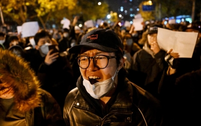 Οι Κινέζοι ξεσηκώνονται - Κατά του προέδρου Xi ή κατά των lockdown; – Τι σηματοδοτούν οι πρωτοφανείς διαδηλώσεις