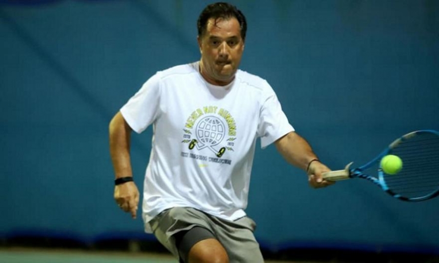 Ο Άδωνις Γεωργιάδης προκρίθηκε στους «32» σε τουρνουά τένις