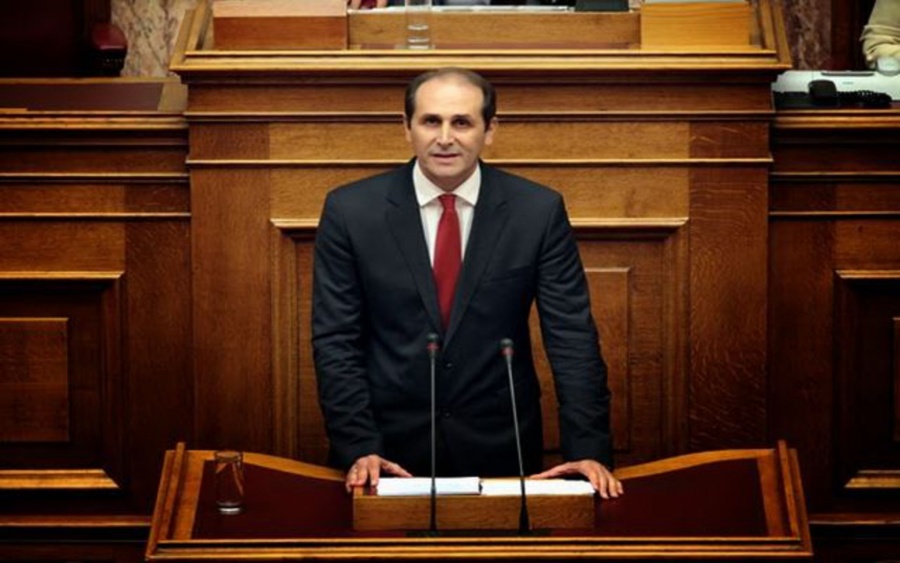 Βεσυρόπουλος: Στον πυρήνα της δικής μας πολιτικής είναι η μείωση των φόρων