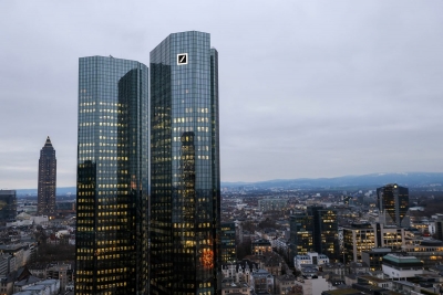 Τι φοβούνται οι Γερμανοί καταθέτες με τα 2 τρισ. ευρώ σε μετρητά - Κερδισμένες οι μεγάλες τράπεζες