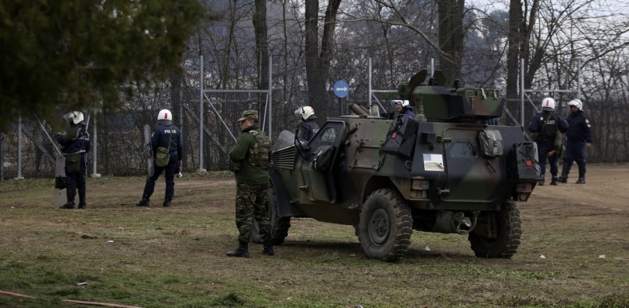Σε κόκκινο συναγερμό σε Έβρο και νησιά - Διπλωματικός πυρετός από Μητσοτάκη - Fake news από Τουρκία για νεκρούς - Οι ΗΠΑ στηρίζουν Ελλάδα