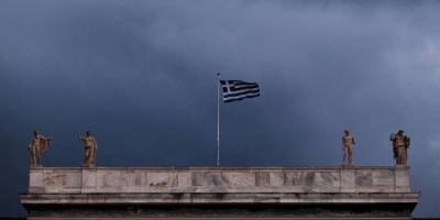 «Βόμβα» από LSE: Έτσι χάνονται τα δισ. της ΕΕ στην Ελλάδα - Τα 3 αίτια που «κλειδώνουν» την Ελλάδα στη φτώχεια – Ο ρόλος των ελίτ