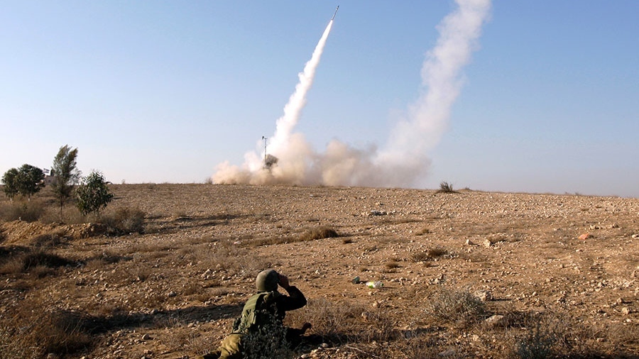 Οι αντάρτες Χούτι της Υεμένης θα στοχοποιούν κάθε πλοίο που συνδέεται με το Ισραήλ