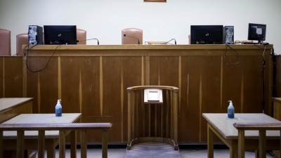 Θεσσαλονίκη: Έστειλε τον... φίλο του να δικαστεί για λογαριασμό του -Το «τέχνασμα» δικηγόρου εξόργισε τους δικαστές