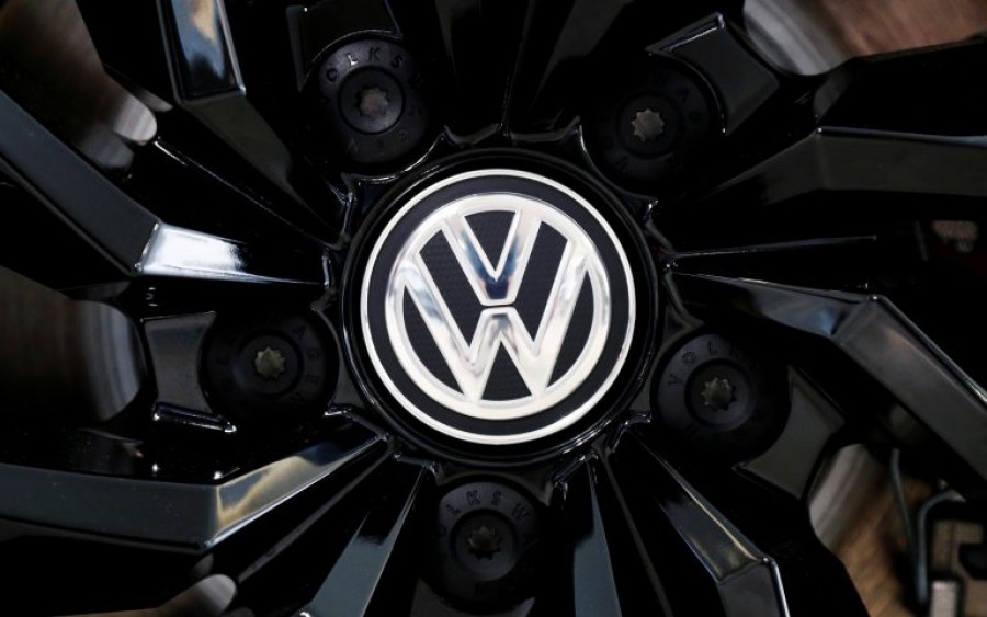 H Volkswagen φοβάται τον ανταγωνισμό από το αυτοκίνητο της Apple