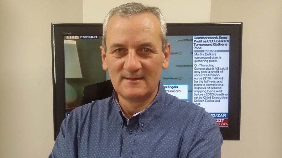 Οι ραπτομηχανές και οι μοδίστρες νίκησαν τους startupper!