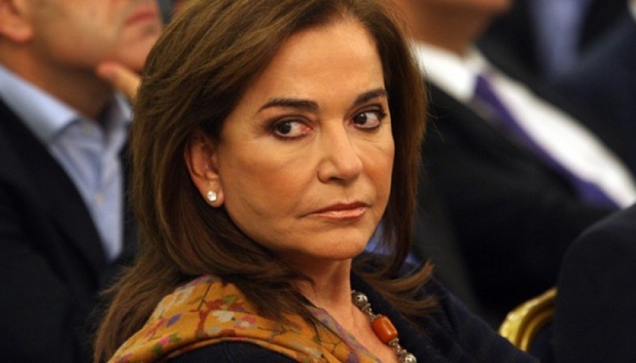 Η Ντόρα Μπακογιάννη για το σοβαρό τροχαίο στο οποίο ενεπλάκη άνδρας της προσωπικής της φρουράς