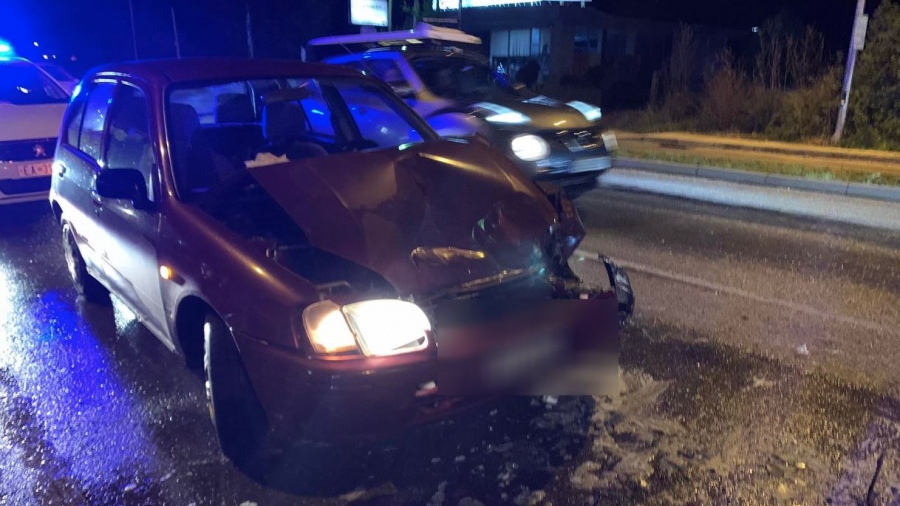 Μετωπική σύγκρουση στη νέα Εθνική Οδό Θεσσαλονίκης-Κιλκίς - Τρεις τραυματίες