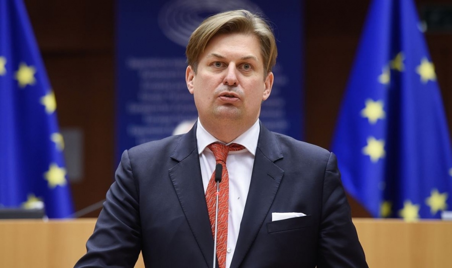 Γερμανία: Αποχώρησε ο επικεφαλής του ευρωψηφοδελτίου της AfD - Οι λόγοι που οδήγησαν σε παραίτηση και η κόντρα με τη Le Pen