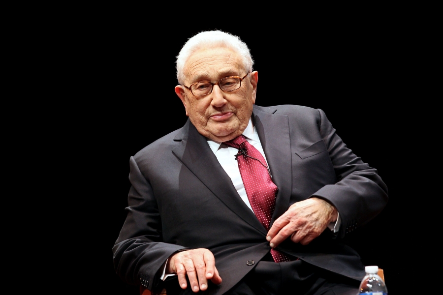  Παρέμβαση Kissinger: Ώρα για διαπραγμάτευση στην Ουκρανία. Να αποσυρθεί η Ρωσία. Το Κίεβο να ξεχάσει Donbass, Κριμαία.
